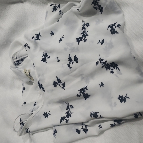 Top - Picture 10 of 10